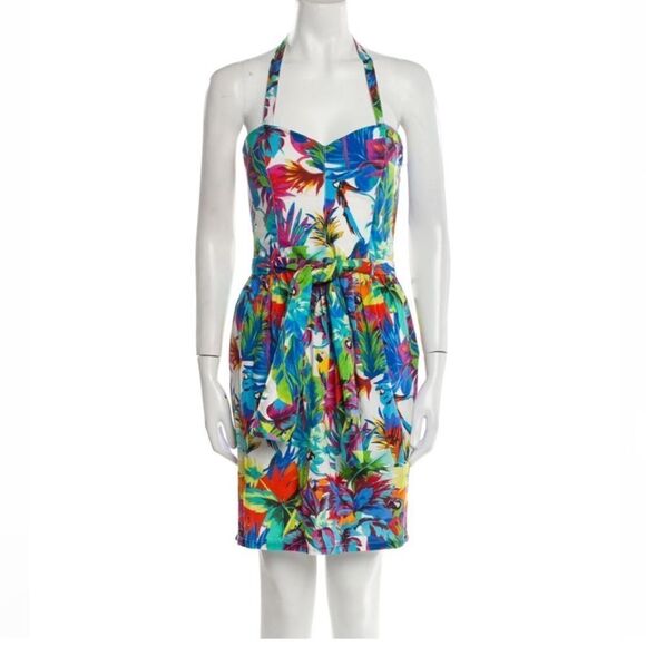 Love Moschino
Printed Mini Dress
Size: SIUS4, IT40 - Picture 3 of 5